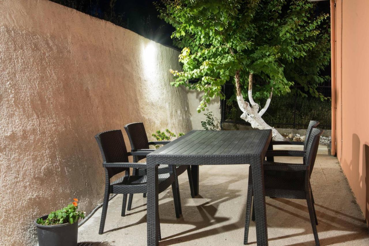 Olea House 2' Walk From The Sea Vila Notos Exterior foto